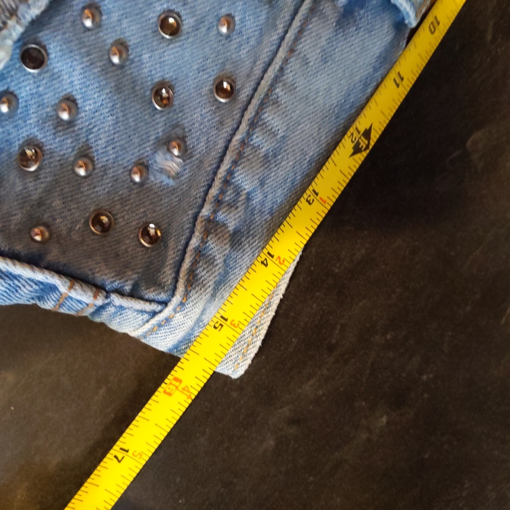 LEVI'S HIGH RISE NON STRETCH SHORTS JEAN WITH RHINESTONES,SIZE 29,NEW - Picture 7 of 15